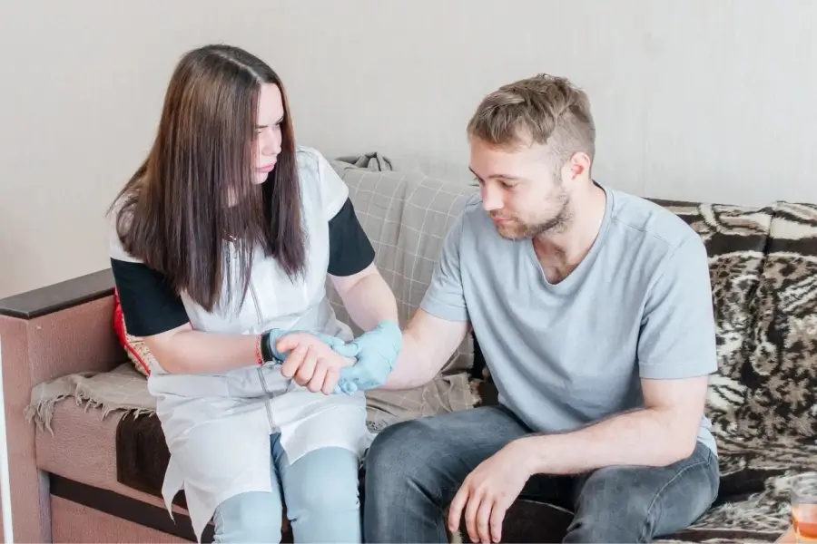 Нарколог на дом в Большом Камне: быстро, недорого